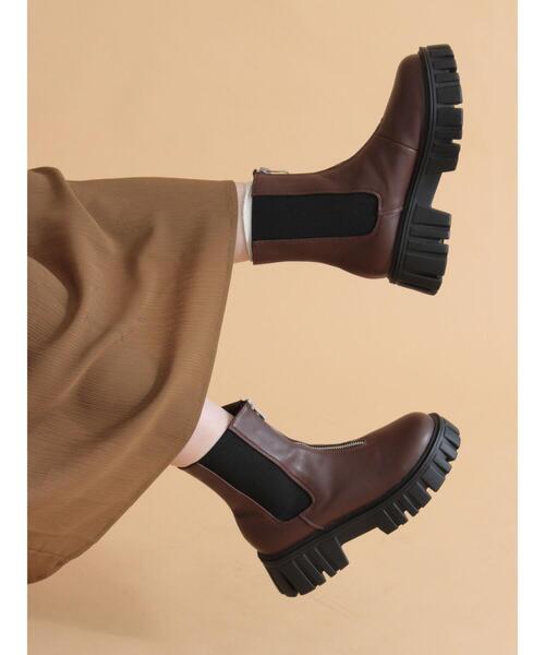 ehka sopo（エヘカソポ）の「フロントジップサイドゴアブーツ（ブーツ・レディース・ブラック/キナリ/ブラウン・M/L）」の3枚目の写真