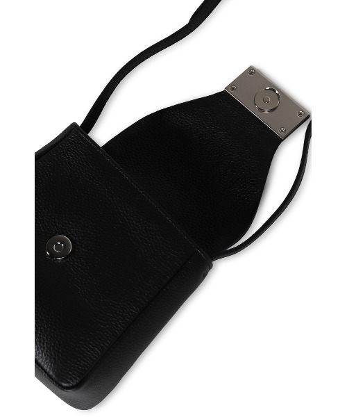 MM6 Maison Margiela（ｴﾑｴﾑｼｯｸｽ ﾒｿﾞﾝ ﾏﾙｼﾞｪﾗ）の「NUMERIC CROSSBODY（ボディバッグ/ウエストポーチ・キッズ・ブラック・UNI）」の5枚目の写真