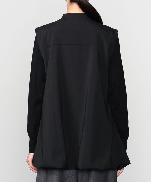 Bshop（ビショップ）の「eunoia | ピンタック ベスト WOMEN（ベスト・レディース・ブラック・ONE）」の10枚目の写真