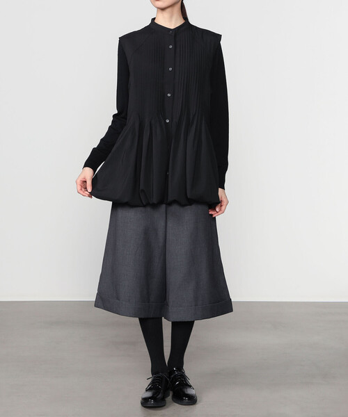 Bshop（ビショップ）の「eunoia | ピンタック ベスト WOMEN（ベスト・レディース・ブラック・ONE）」の13枚目の写真