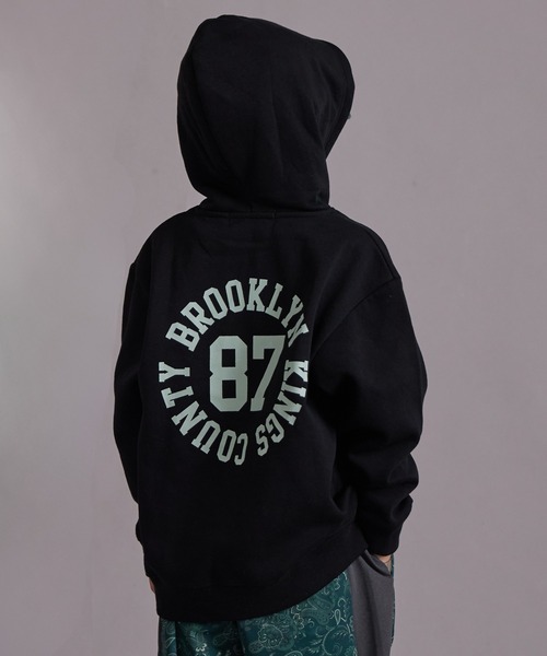 PAIRMANON STREET（ペアマノンストリート）の「裏起毛 アソートプリント スウェット パーカー【PAIRMANON STREET】（パーカー・キッズ・ピンク/ブラック/カーキ/アイボリー/グレー系その他/ブラック系その他/グレー/グレー系その他3/グレー系その他2・120/110/150/140/130/100/160/90）」の3枚目の写真