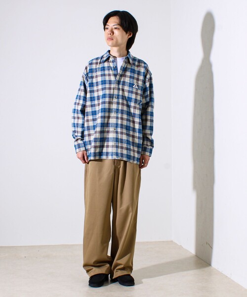 GEVACO(ゲバコ)の「【GEVACO/ゲバコ】裾ストレートカット ネルシャツ(シャツ/ブラウス・メンズ・ベージュ系その他/ブルー系その他・M/L)」の3枚目の写真