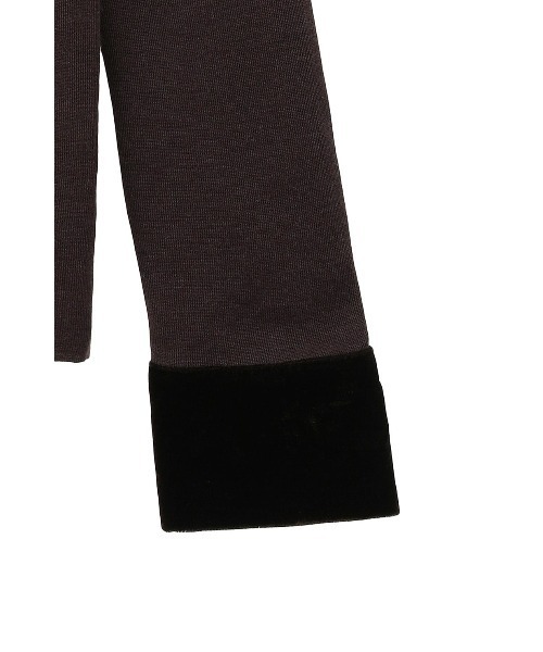 CLANE(クラネ)の「VELOR COLLAR KNIT TOPS(ニット/セーター・レディース・グレー/ブラック/ブラウン・1/2)」の9枚目の写真