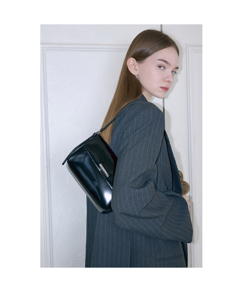 LAP（ラップ）の「SLIM BAGUETTE BAG AR7AB222（ショルダーバッグ・レディース・ブラック/アイボリー・FREE）」の10枚目の写真