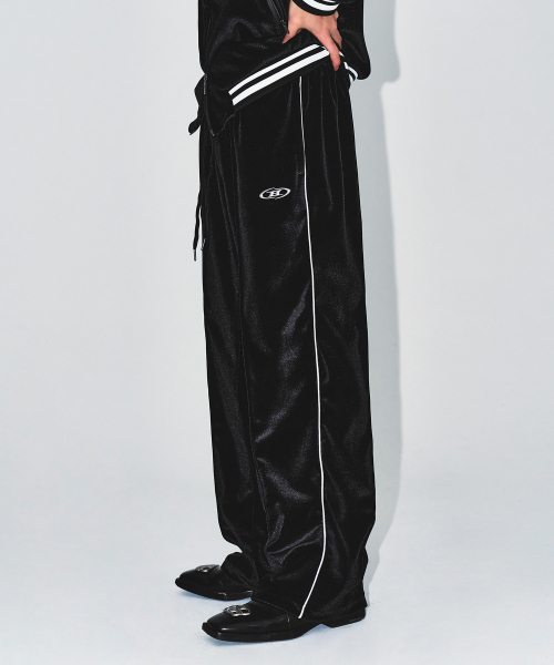 TRACK LINE VELVET SEMI WIDE PANTS [BLACK]
