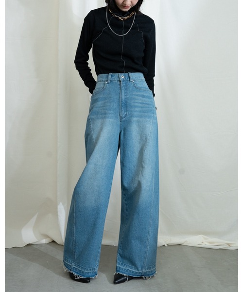 MIDVEIN(ミッドヴェイン)の「Wide denim(デニムパンツ・レディース・ライトブルー/ネイビー/ブラウン・SMALL/MEDIUM)」の8枚目の写真