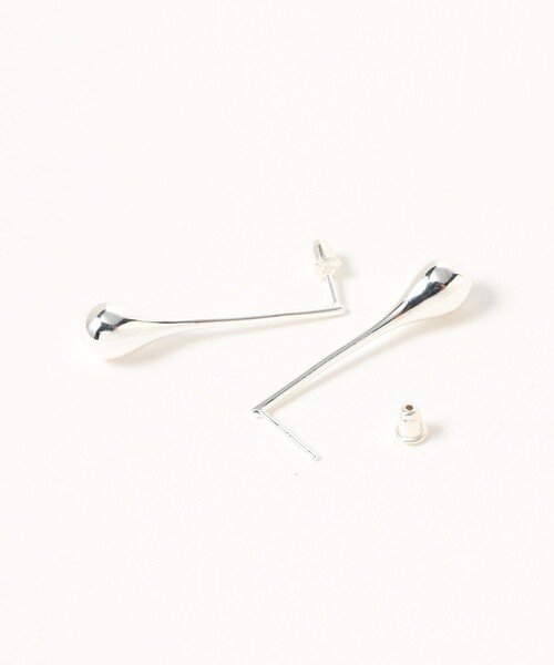 Demi-Luxe BEAMS（デミルクス ビームス）の「シルバー ドロップ ピアス（ピアス（両耳用）・レディース・シルバー・ONE SIZE）」の4枚目の写真