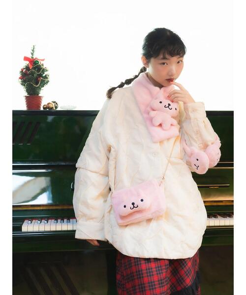 BETTY'S BLUE(べティーズブルー)の「エイミーちゃん ふわふわショルダーバッグ(ハンドバッグ・レディース・ピンク・F)」の11枚目の写真