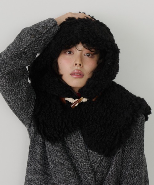 Unitage（ユニテージ）の「ボリュームボアフードウォーマー（ネックウォーマー/スヌード・レディース・ブラウン/ブラック・FREE）」の3枚目の写真