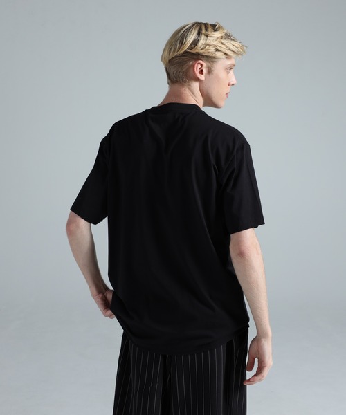 Y-3（ワイスリー）の「Y-3 GFX SHORT SLEEVE TEE（Tシャツ/カットソー・メンズ・ブラック・XX-LARGE/X-LARGE/LARGE/MEDIUM/SMALL/X-SMALL/XX-SMALL）」の5枚目の写真