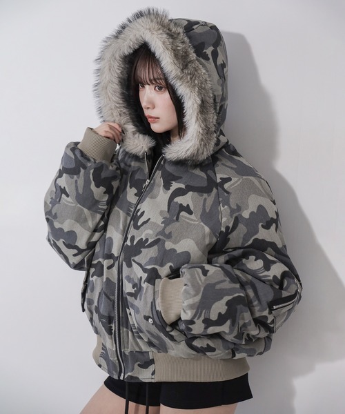 カモフラフェイクファーフーディ中綿ジャケット ／ camouflage fake