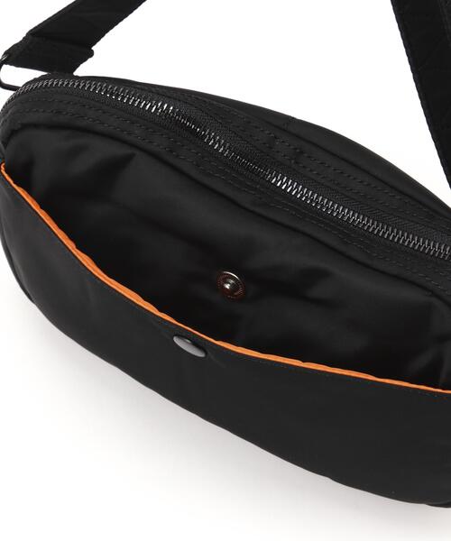 Alpha Industries(アルファインダストリーズ)の「Alpha Industries/アルファインダストリーズ/NYLON MESSENGER BAG/ナイロン メッセンジャー バッグ(トートバッグ・メンズ・グレー/ブラック・F)」の13枚目の写真