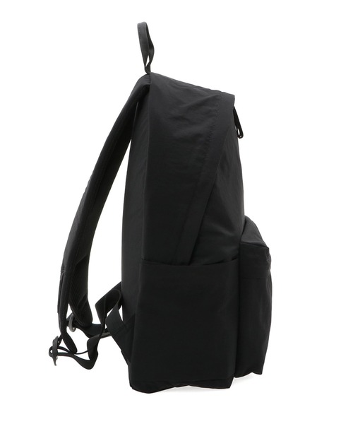 Manhattan Portage BLACK LABEL(マンハッタンポーテージ ブラックレーベル)の「STUYTOWN BACKPACK NYLON TUSSAH(バックパック/リュック・メンズ・ブラック・MEDIUM)」の3枚目の写真
