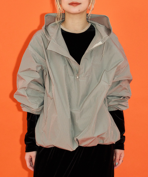 CITYSHOP（シティーショップ）の「[THE MOOD] アノラックパーカー（シャツ/ブラウス・レディース・ブラック/グリーン・38/36）」の4枚目の写真