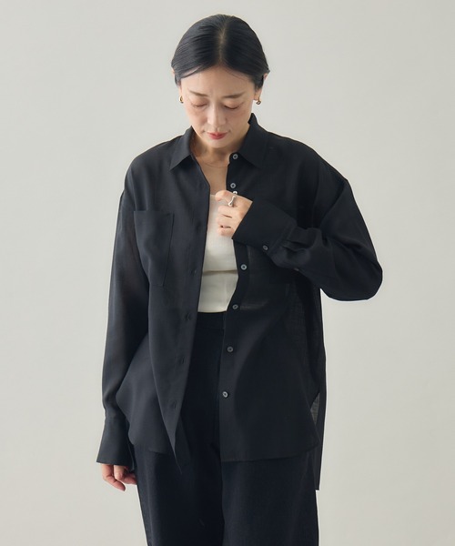 kuros'（クロス）の「【kuros’オリジナル】スリットシースルーシャツ（シャツ/ブラウス・レディース・ホワイト/ブラック/グレー・MEDIUM/LARGE）」の16枚目の写真