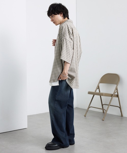 MONO-MART(モノマート)の「ヴィンテージ加工ワイドフレアデニムパンツ(デニムパンツ・メンズ・ブラック/ブルー系/サックスブルー/インディゴブルー/ネイビー・S/M/L)」の14枚目の写真