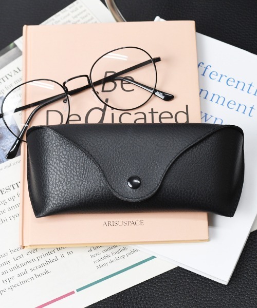 Fun & Daily（ファンアンドデイリー）の「F&D : PUレザーメガネ＆サングラスケース（メガネ・メンズ・ブラウン/ブラック・FREE）」の6枚目の写真