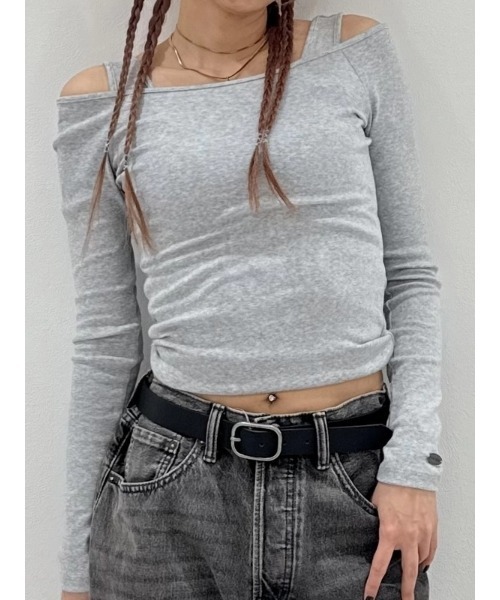 GAP(ギャップ)の「モダン オフショルダートップス(Tシャツ/カットソー・レディース・オフホワイト/グレー/ブラック・XXS/XS/XL/L/M/S)」の14枚目の写真