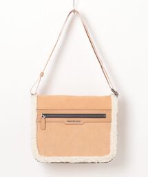 MICHAEL KORS（マイケルコース）の「COOPER ジップ フラップ クロスボディ ミディアム（メッセンジャーバッグ）」