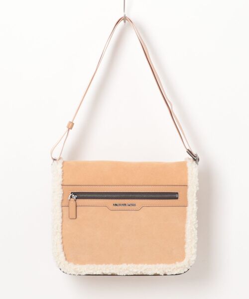 MICHAEL KORS(マイケルコース)の「COOPER ジップ フラップ クロスボディ ミディアム(メッセンジャーバッグ・メンズ・ベージュ系・FREE)」の1枚目の写真