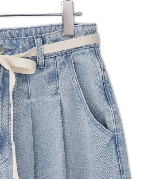 ADAM ET ROPE'（アダムエロペ）の「【WEB限定】2タックカーブデニムパンツ（デニムパンツ・レディース・サックスブルー/ブラック・36/38/34）」の13枚目の写真