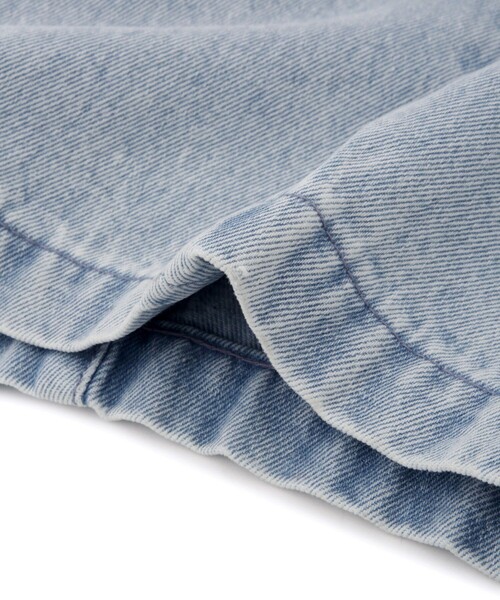 ADAM ET ROPE'（アダムエロペ）の「【WEB限定】2タックカーブデニムパンツ（デニムパンツ・レディース・サックスブルー/ブラック・36/38/34）」の18枚目の写真