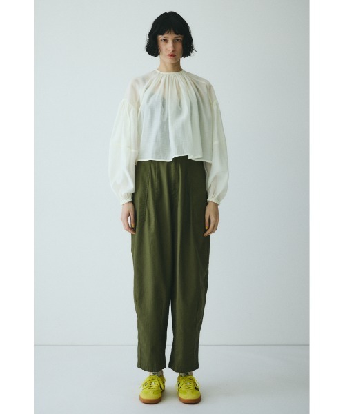 HeRIN.CYE（ヘリンドットサイ）の「Volume sleeve blouse　　ボリュームスリーブブラウス（シャツ/ブラウス・レディース・ピンク/オフホワイト/ブラック・FREE）」の4枚目の写真