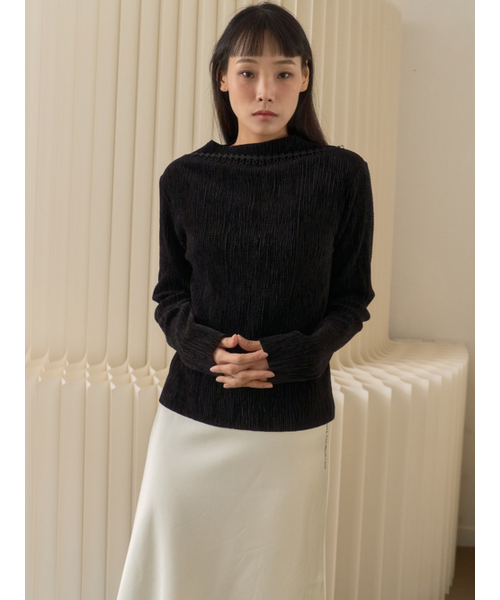 Sorry,Too Much Love(ソーリートゥーマッチラブ)の「Velvet Crinkle Rib Long Sleeve Top_Black(その他トップス・レディース・その他・FREE)」の1枚目の写真