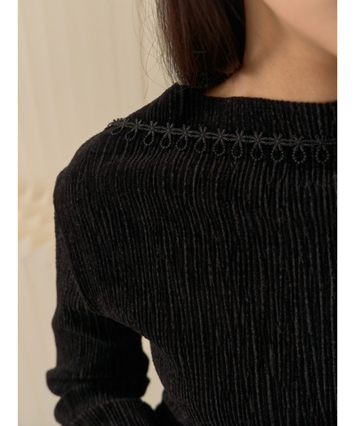 Sorry,Too Much Love(ソーリートゥーマッチラブ)の「Velvet Crinkle Rib Long Sleeve Top_Black(その他トップス・レディース・その他・FREE)」の2枚目の写真