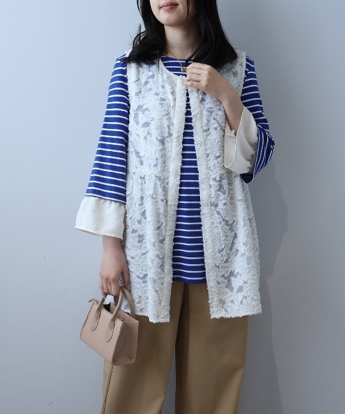 leswel(レスウェル)の「【L~5L 大きいサイズ】レーシーカットジャガードジレ(その他トップス・レディース・ブラック/クリーム・L/5L/4L/3L/LL)」の10枚目の写真