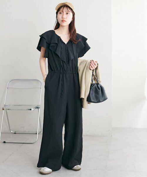 DISCOAT(ディスコート)の「【SS先行予約】ジャガードフリルサロペット(サロペット/オーバーオール・レディース・ブラック/アイボリー/モカ・PS/FREE)」の3枚目の写真