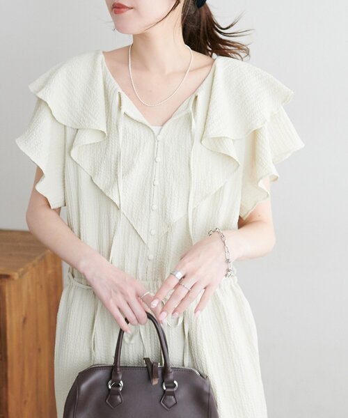 DISCOAT(ディスコート)の「【SS先行予約】ジャガードフリルサロペット(サロペット/オーバーオール・レディース・ブラック/アイボリー/モカ・PS/FREE)」の4枚目の写真