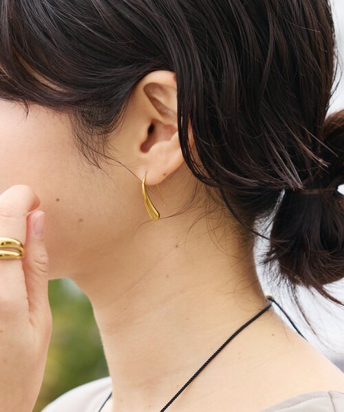 RIVE DROITE（リヴドロワ）の「【R.good（アールドットグッド）】ドロップピアス（ピアス（両耳用）・レディース・シルバー/ゴールド・FREE）」の8枚目の写真