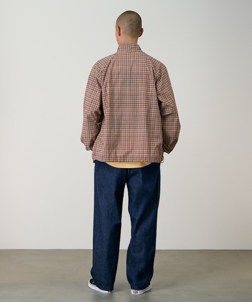 Gramicci(グラミチ)の「STRETCH DENIM LOOSE TAPERED RIDGE PANT|ストレッチデニムルーズテーパードリッジパンツ(デニムパンツ・メンズ・インディゴブルー/ライトインディゴブルー・S/M/L/XL/XXL)」の5枚目の写真