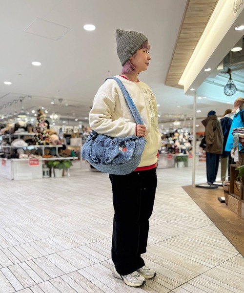OLD BETTY'S(オールドベティーズ)の「【日本製】オールドベティーズ【OLD BETTY'S】Denim Vintage Look Shoulder Bag(ショルダーバッグ・レディース・インディゴブルー・FREE)」の4枚目の写真