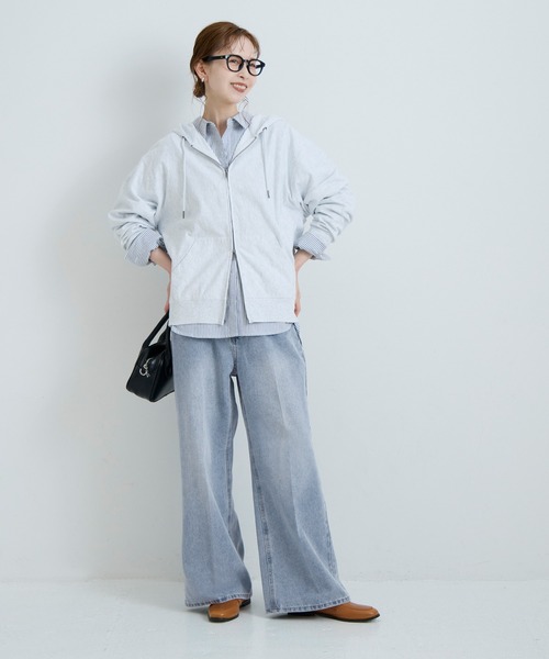 coca(coca)(コカ)の「センタープレスストレートデニムパンツ(デニムパンツ・レディース・ライトブルー・L/M/S)」の9枚目の写真