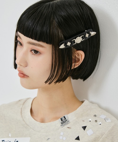 TOGA PULLA/トーガプルラ】Metal leather barrette small/メタルレザー