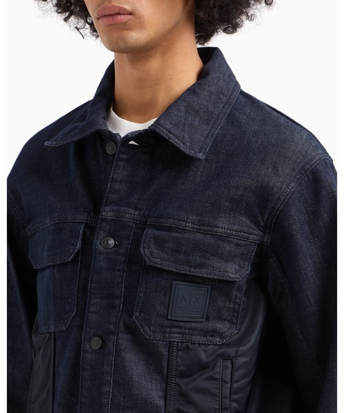 ARMANI EXCHANGE(アルマーニエクスチェンジ)の「【A|X アルマーニ エクスチェンジ】ダークインディゴ ミックスファブリック デニムジャケット(デニムジャケット・メンズ・インディゴブルー・XX-LARGE/SMALL/LARGE)」の3枚目の写真