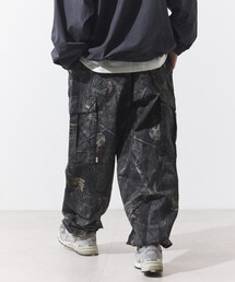 HINSON（ヒンソン）の「HINSON/ヒンソン 6Pkt Pants/6ポケット ツリーカモ カーゴパンツ（カーゴパンツ）」