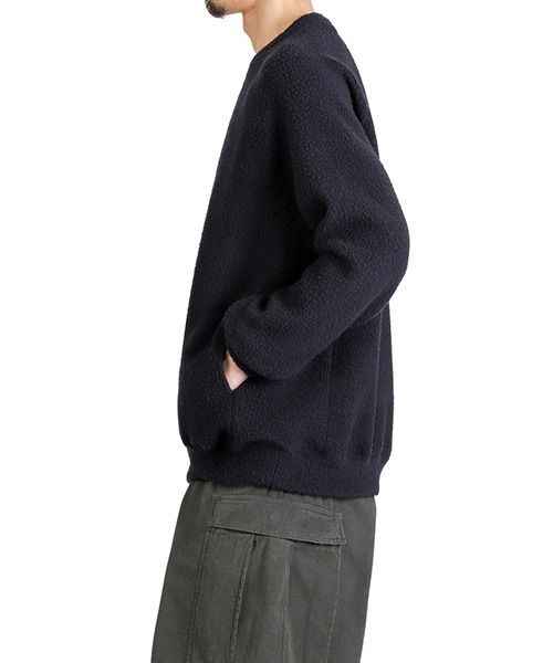 GOLD（ゴールド）の「GOLD / ゴールド：Super 140s WOOL FLEECE RAGLAN CREW NECK SHIRT：25B-GL69593[MUS]（ニット/セーター・メンズ・ネイビー・L）」の8枚目の写真