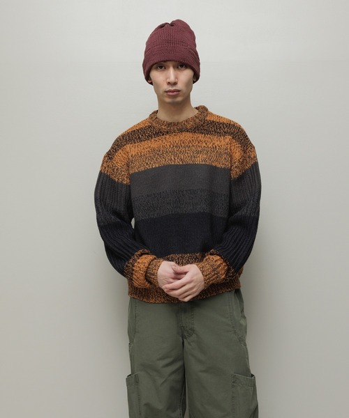 BAL（バル）の「GRADATION STRIPE CREWNECK SWEATER（ニット/セーター・メンズ・ブルー/グリーン/オレンジ・3/2/1）」の3枚目の写真