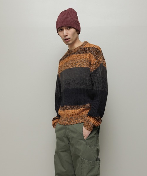 BAL（バル）の「GRADATION STRIPE CREWNECK SWEATER（ニット/セーター・メンズ・ブルー/グリーン/オレンジ・3/2/1）」の9枚目の写真