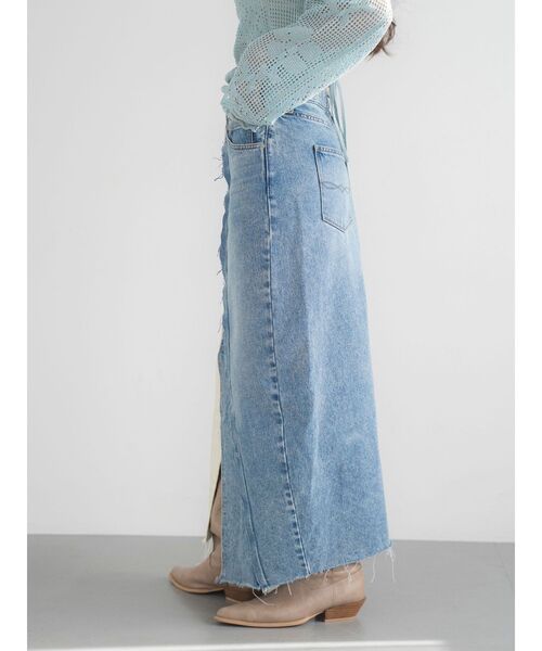 Ungrid(アングリッド)の「リメイクデザインデニムスカート(スカート・レディース・ブルー・MEDIUM/SMALL)」の8枚目の写真