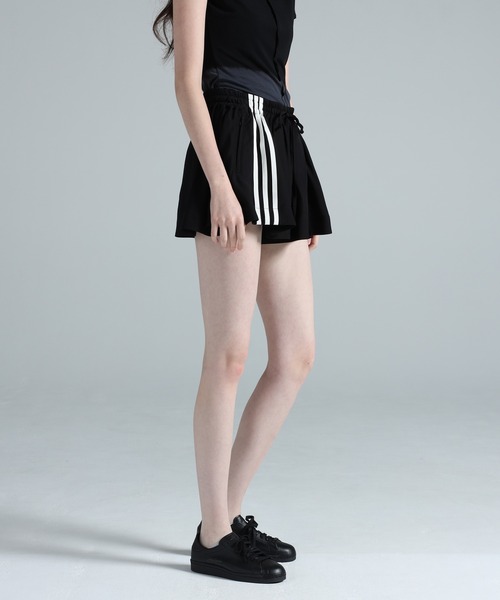 Y-3（ワイスリー）の「Y-3 TENNIS SHORTS（その他パンツ・レディース・ブラック・XX-SMALL/X-SMALL/SMALL）」の6枚目の写真
