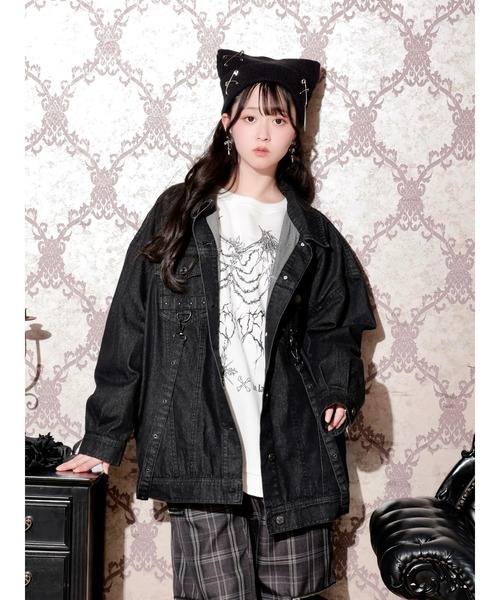 NOEMIE（ノエミー）の「ハーネスバック刺しゅうユニセックスGジャン（デニムジャケット・レディース・ブラック・M）」の2枚目の写真