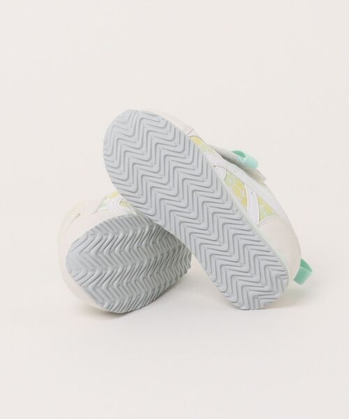 ASICS（アシックス）の「アイダホ MINI KT-ES G 2（スニーカー・キッズ・ホワイト系その他・16.0cm/16.5cm/17.0cm/17.5cm/18.0cm/18.5cm/19.0cm/19.5cm/20.0cm）」の10枚目の写真