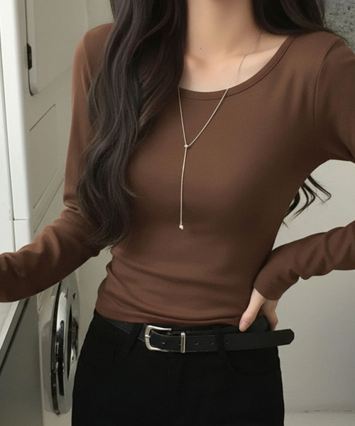 VIVID LADY(ビビッドレディー)の「ロングスリーブ ロンT 長袖 カットソー トップス(Tシャツ/カットソー・レディース・グレー/ライトブルー/カーキ/ブラック/アイボリー/ベージュ/ピンク/ブラウン/ブルー/チャコールグレー・FREE)」の5枚目の写真