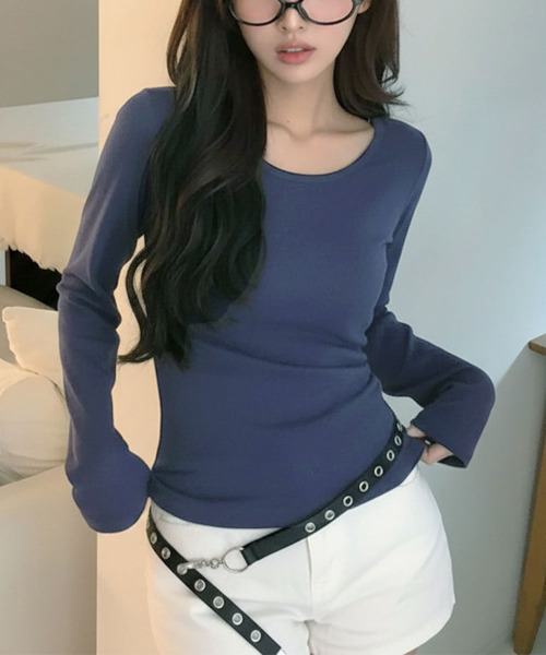 VIVID LADY(ビビッドレディー)の「ロングスリーブ ロンT 長袖 カットソー トップス(Tシャツ/カットソー・レディース・グレー/ライトブルー/カーキ/ブラック/アイボリー/ベージュ/ピンク/ブラウン/ブルー/チャコールグレー・FREE)」の9枚目の写真