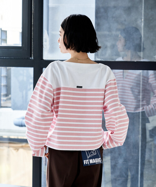 FREAK'S STORE(フリークスストア)の「CHANTECLAIR/シャントクレール 別注 バスクボーダー Vネックプルオーバー/バスクシャツ(Tシャツ/カットソー・レディース・ピンク/ナチュラル・フリ-)」の11枚目の写真