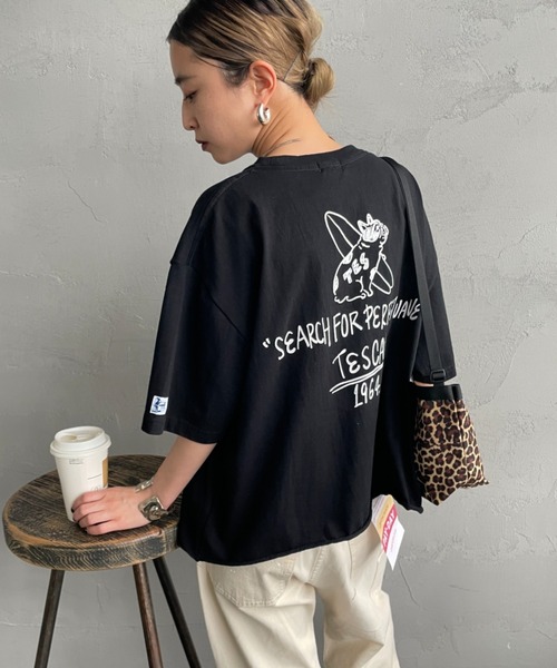 The Endless Summer（エンドレスサマー）の「[THE ENDLESS SUMMER/エンドレスサマー] 別注 手書き風ロゴ BUHIバックプリント カットオフTシャツ（Tシャツ/カットソー・レディース・ネイビー/ホワイト/ブラック/グレー・F）」の12枚目の写真
